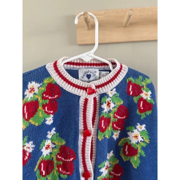 6x vintage heartstrings strawberry sweater - Picture 3 of 5